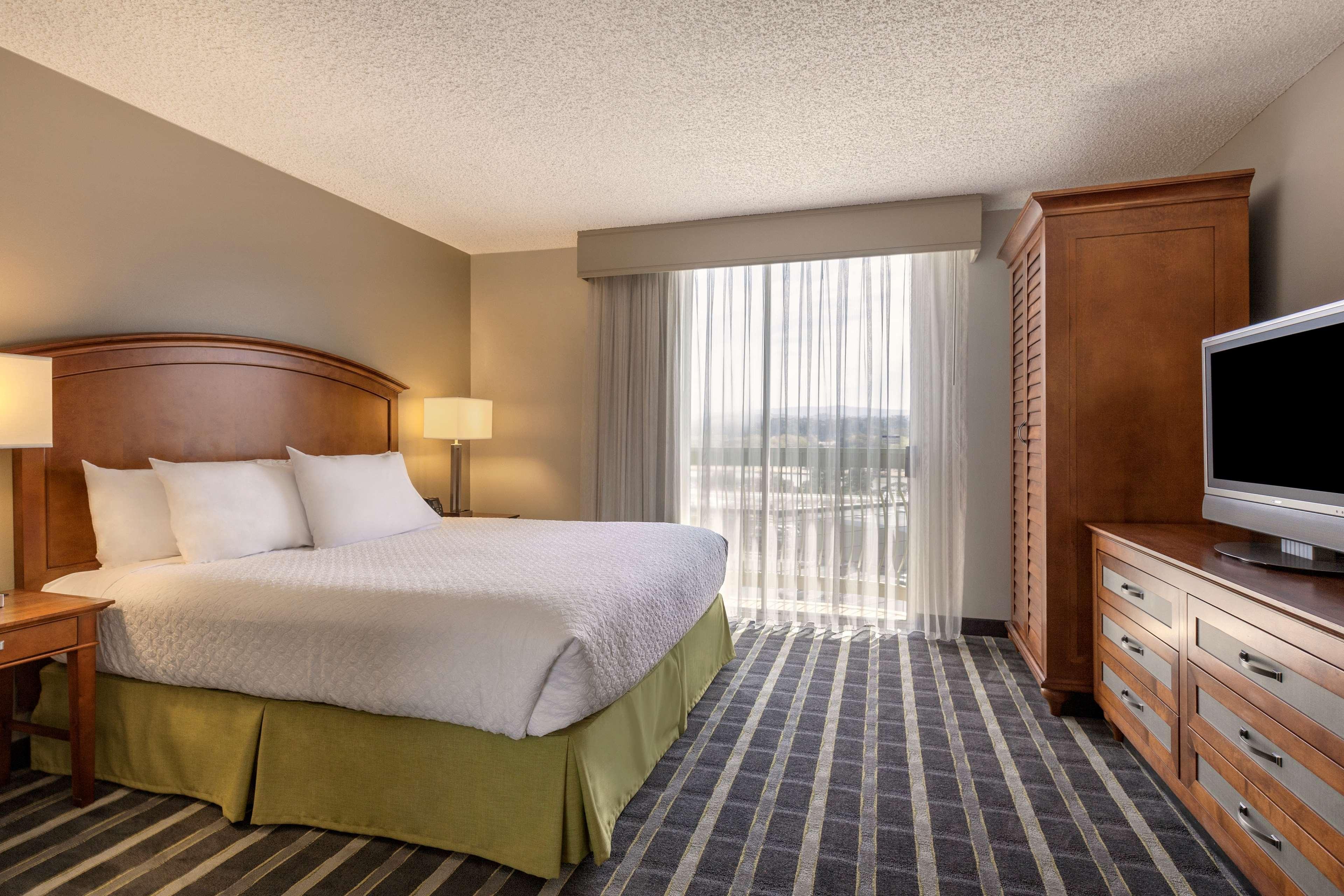 Embassy Suites San Francisco Airport - Waterfront Burlingame Extérieur photo